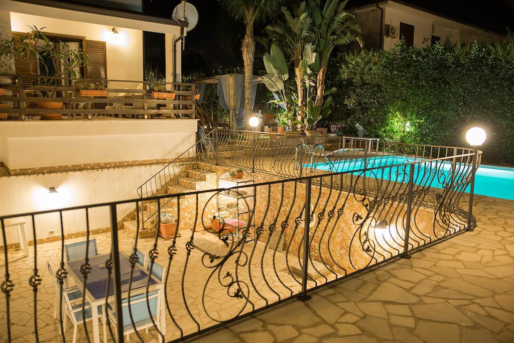 Vila Dal Barone Vincenti Isola delle Femmine Pokoj fotografie